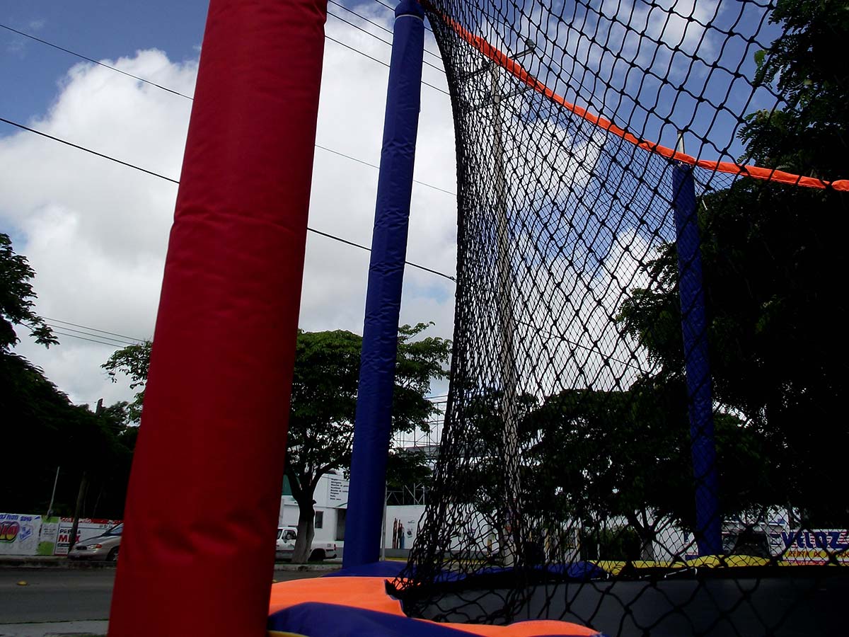 Galería Redes para trampolines de 10 pies (3 m)