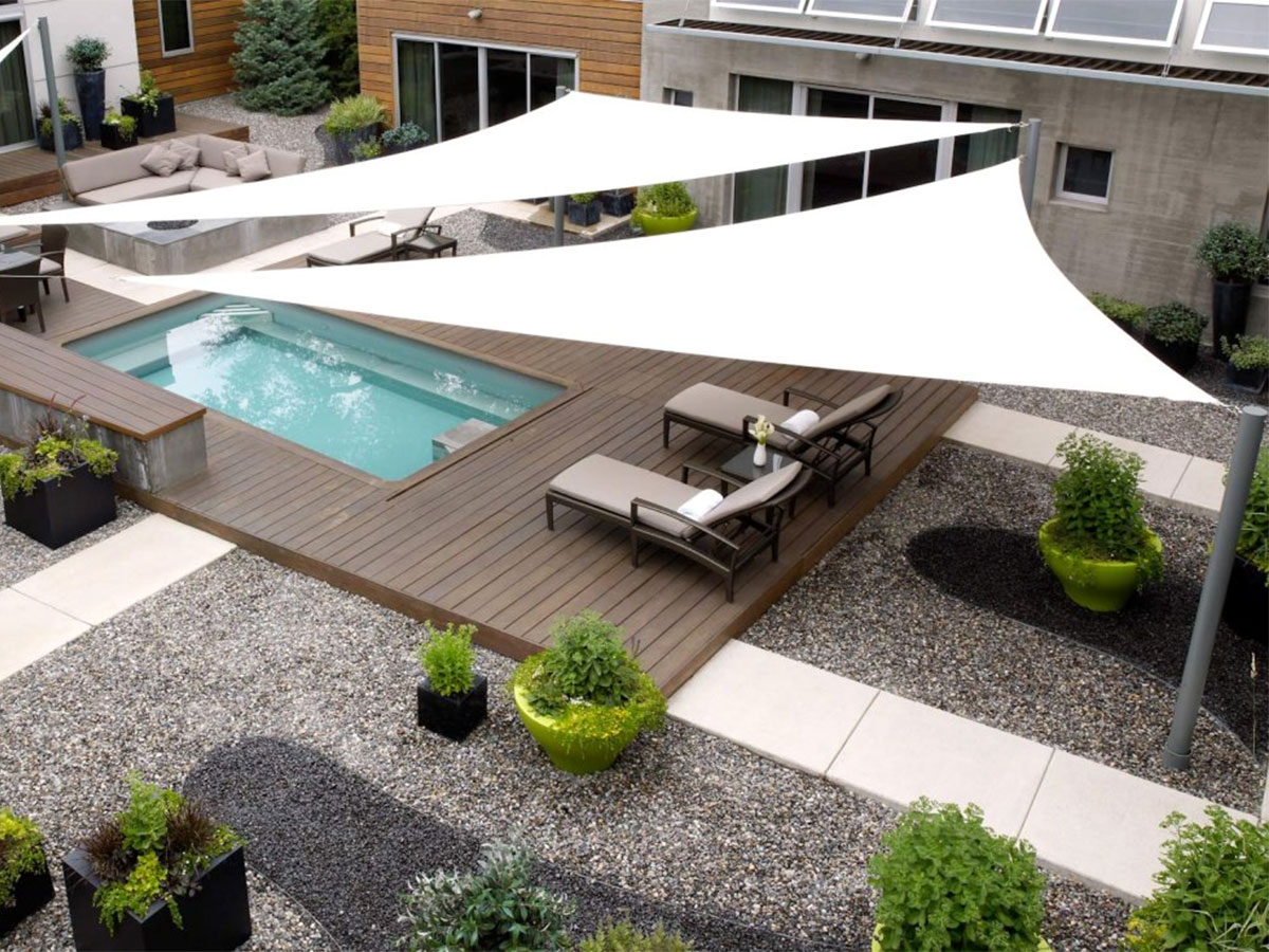 Galería Malla sombra velarias de 3 puntas